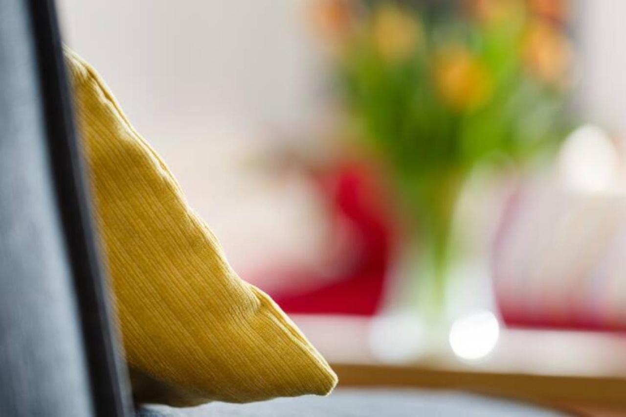 Contemporary Trumpington Apartment With Self Check-In ,Free On-Site Parking, Terrace, Super Fast Wifi & 5 Mins Drive To Papworth & Addenbrookes Hospitals Кембридж Екстер'єр фото
